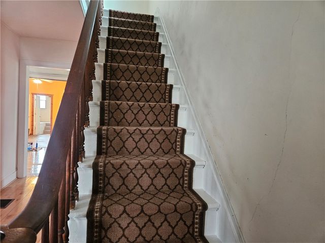 9164 State Route 5 And 20, West Bloomfield, NY 14469