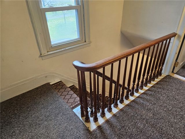 9164 State Route 5 And 20, West Bloomfield, NY 14469