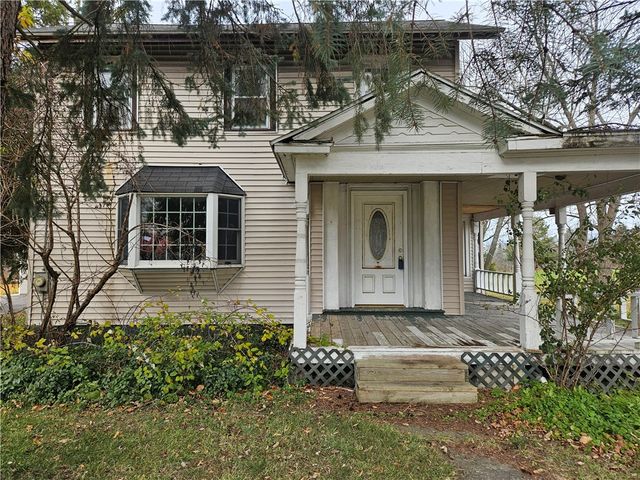 9164 State Route 5 And 20, West Bloomfield, NY 14469