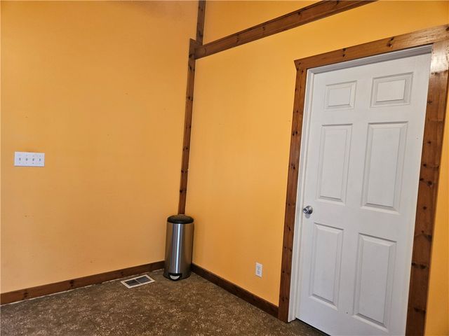 9164 State Route 5 And 20, West Bloomfield, NY 14469