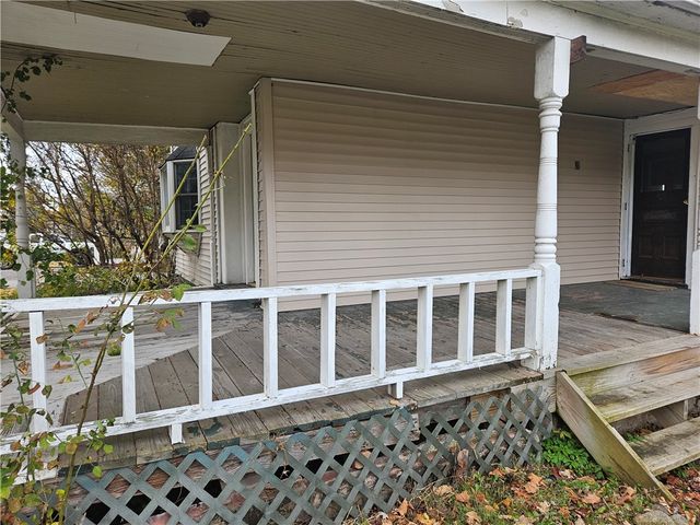 9164 State Route 5 And 20, West Bloomfield, NY 14469