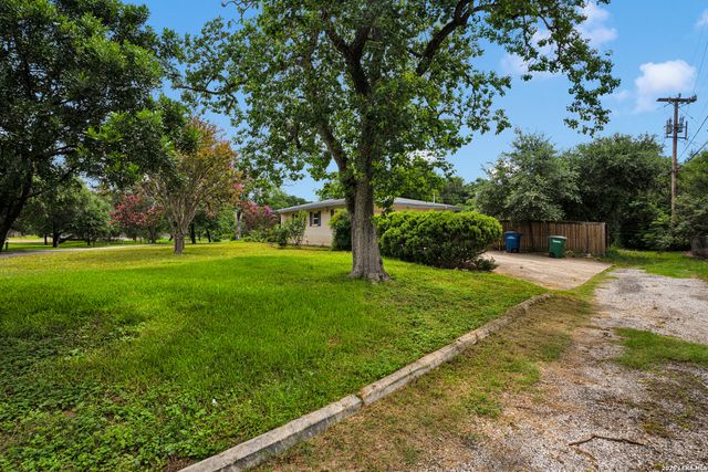606 Wyndale St, San Antonio, TX 78209