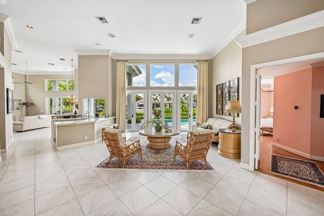 8651 SE Somerset Island Way, Jupiter, FL 33458