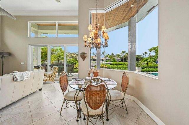 8651 SE Somerset Island Way, Jupiter, FL 33458