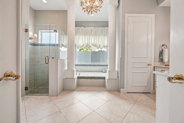 8651 SE Somerset Island Way, Jupiter, FL 33458