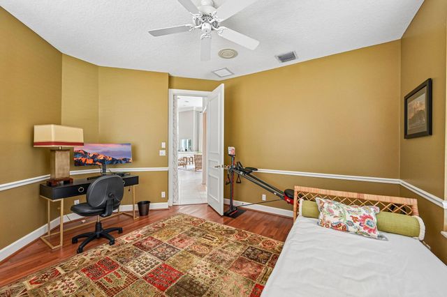 8651 SE Somerset Island Way, Jupiter, FL 33458