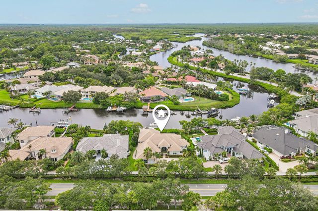 8651 SE Somerset Island Way, Jupiter, FL 33458
