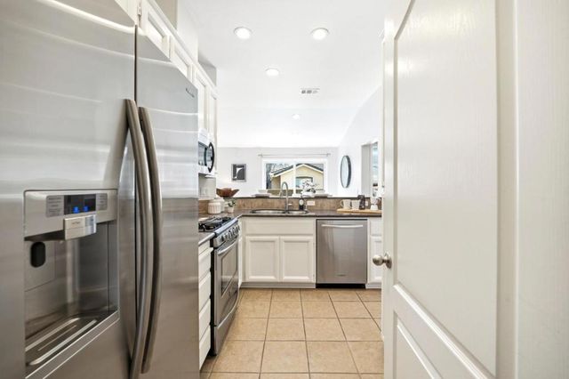 327 Oleander Drive, San Jose, CA 95123