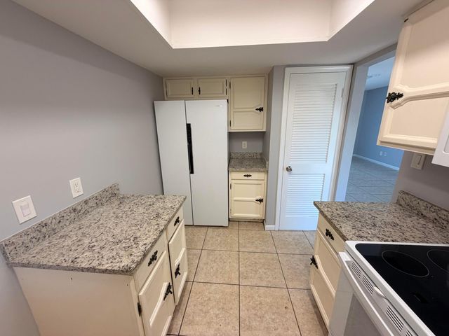 1902 SE GENA Road, Port St. Lucie, Port St Lucie, FL 34952