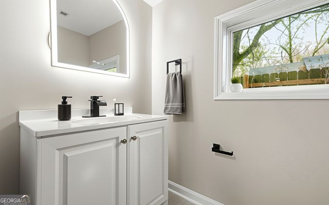 5275 Old Bill Cook Road, South Fulton, GA 30349