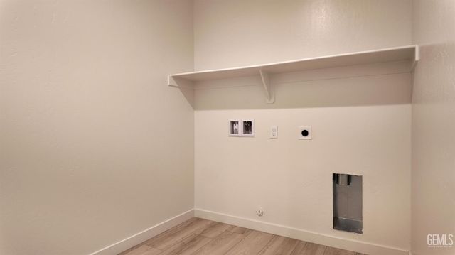 1424 Levin Street, Bakersfield, CA 93307