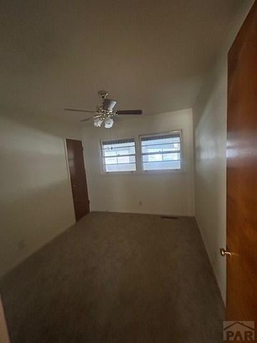 1713 Garwood Dr, Pueblo, CO 81005