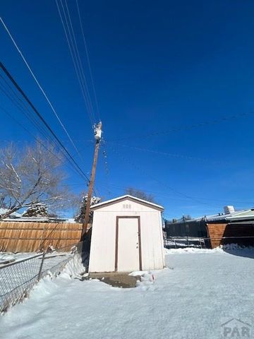 1713 Garwood Dr, Pueblo, CO 81005