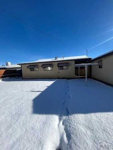 1713 Garwood Dr, Pueblo, CO 81005