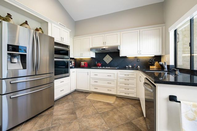 234 Running Springs Drive, Palm Desert, CA 92211