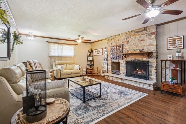 1934 Philip Drive, Dixon, IL 61021