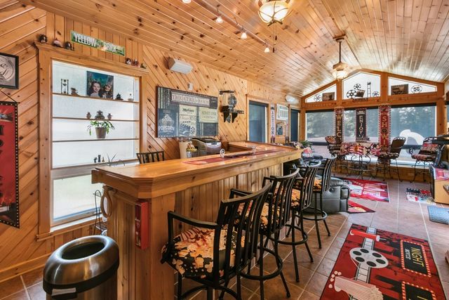 1934 Philip Drive, Dixon, IL 61021