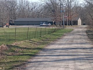 3332 E Bristol Road, Burton, MI 48529