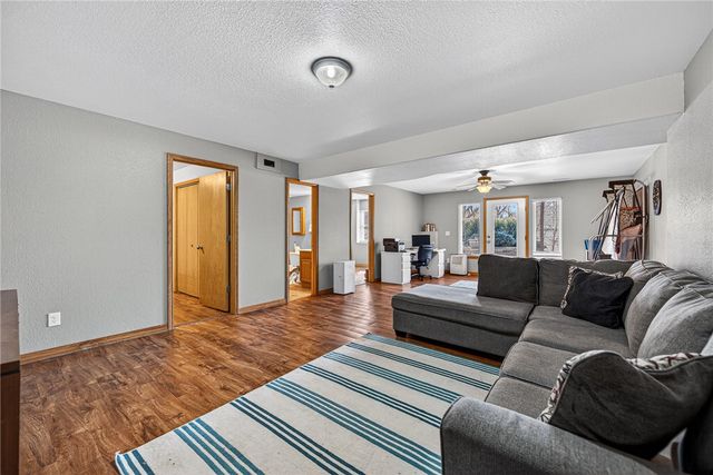 15086 Fielding Road, Gravette, AR 72736