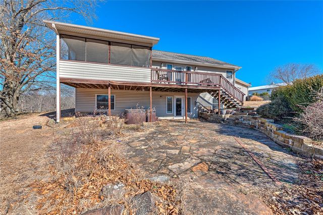 15086 Fielding Road, Gravette, AR 72736