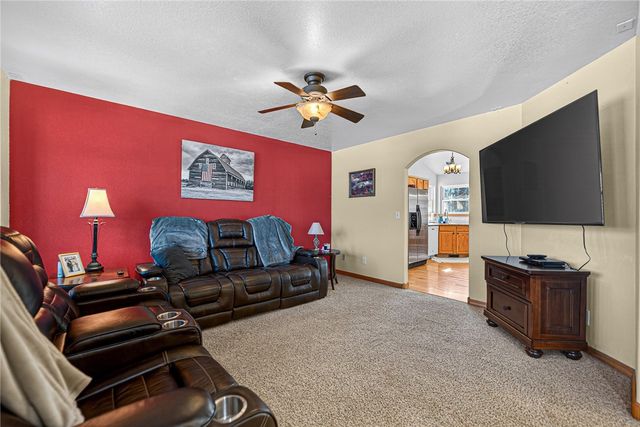 15086 Fielding Road, Gravette, AR 72736