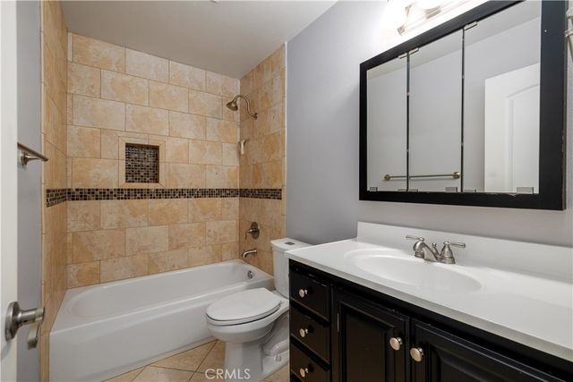 13328 Savanna, Tustin, CA 92782