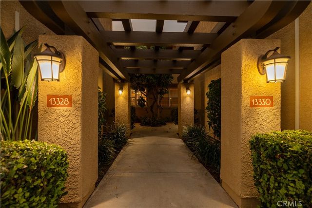 13328 Savanna, Tustin, CA 92782