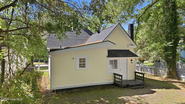 205 Hill Street NE, Wilson, NC 27893