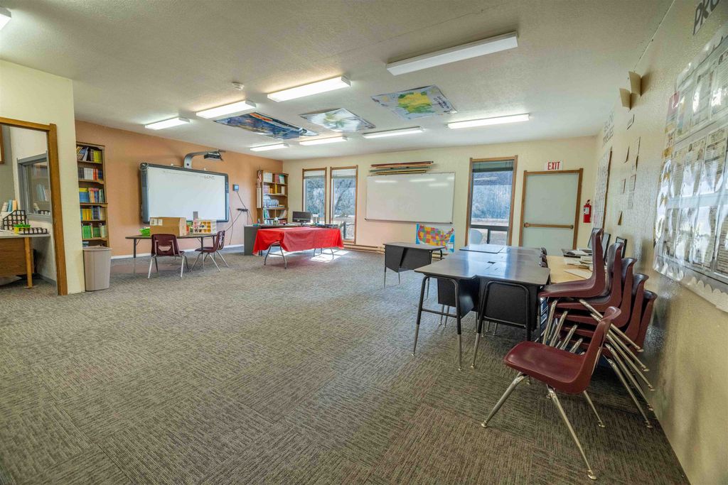 115 Valley Rd, Other, WA 98812