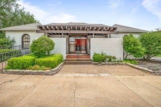 620 4th Street, Graham, TX 76450