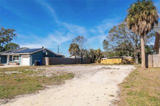 319 80TH AVENUE NE, St Petersburg, FL 33702