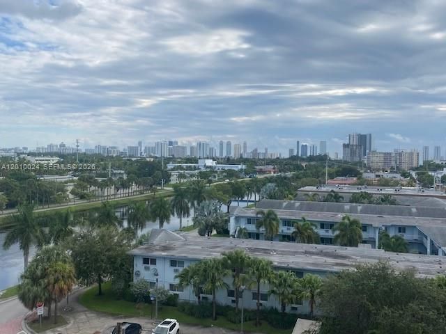 16450 Miami Dr 704, North Miami Beach, FL 33162