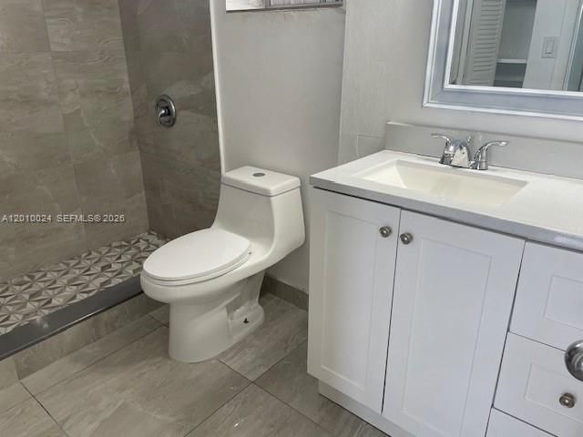 16450 Miami Dr 704, North Miami Beach, FL 33162