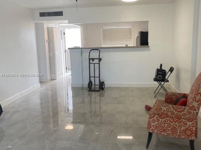 16450 Miami Dr 704, North Miami Beach, FL 33162