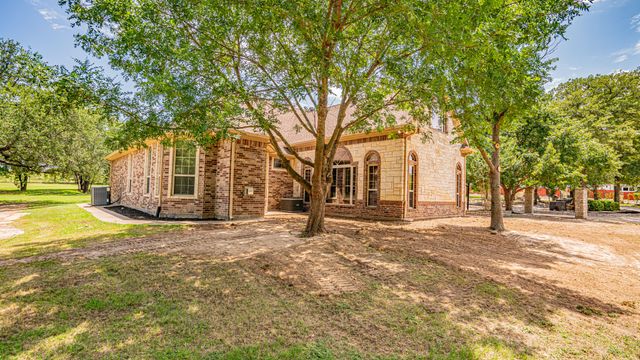 101 Windsong Lane, Tolar, TX 76476