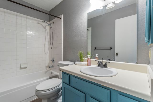 4837 Thistledown Drive, Fort Worth, TX 76137