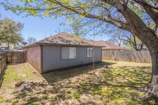 4837 Thistledown Drive, Fort Worth, TX 76137