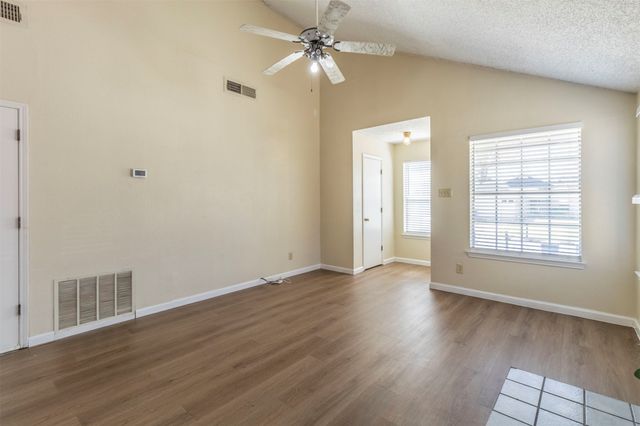 4837 Thistledown Drive, Fort Worth, TX 76137