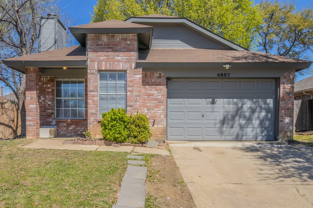 4837 Thistledown Drive, Fort Worth, TX 76137