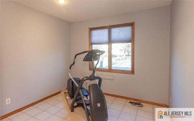 4 Parkview Terrace, Highland Park, NJ 08904