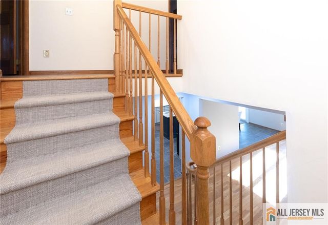 4 Parkview Terrace, Highland Park, NJ 08904