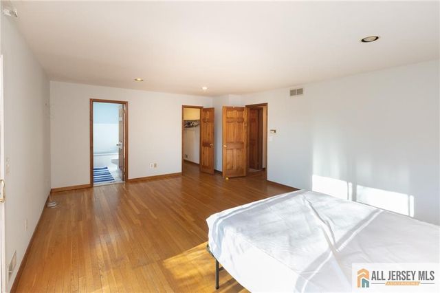 4 Parkview Terrace, Highland Park, NJ 08904