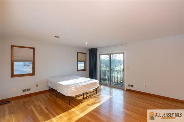 4 Parkview Terrace, Highland Park, NJ 08904