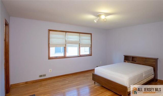 4 Parkview Terrace, Highland Park, NJ 08904