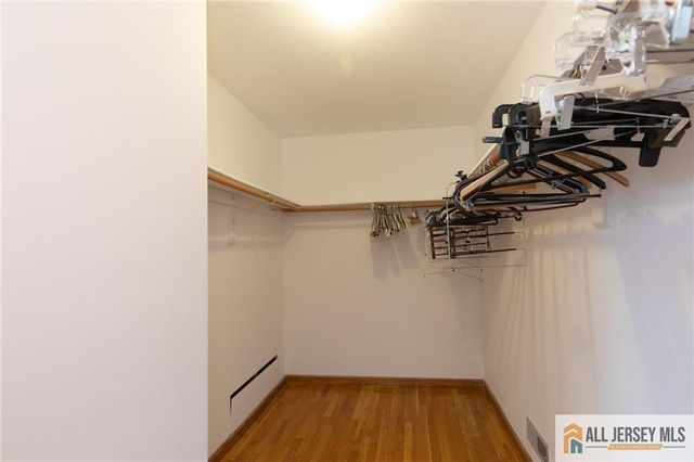 4 Parkview Terrace, Highland Park, NJ 08904