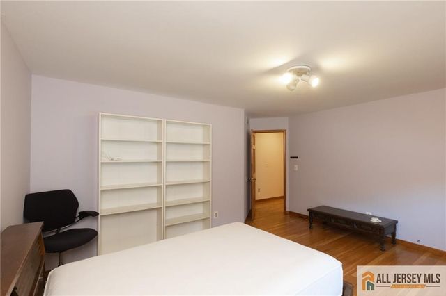 4 Parkview Terrace, Highland Park, NJ 08904