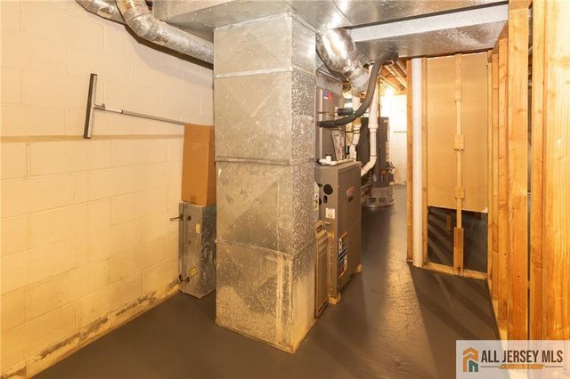 4 Parkview Terrace, Highland Park, NJ 08904