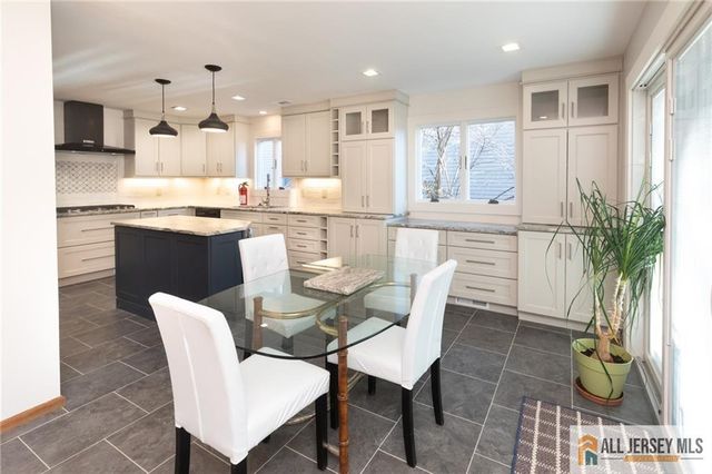 4 Parkview Terrace, Highland Park, NJ 08904