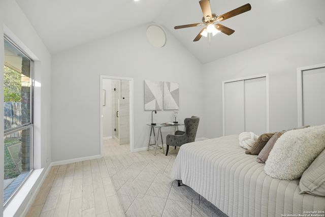 8911 Park Vista, San Antonio, TX 78250