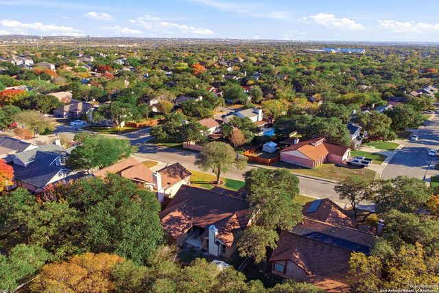 8911 Park Vista, San Antonio, TX 78250